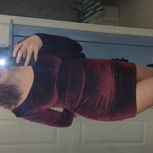 Long sleeve tight red dress